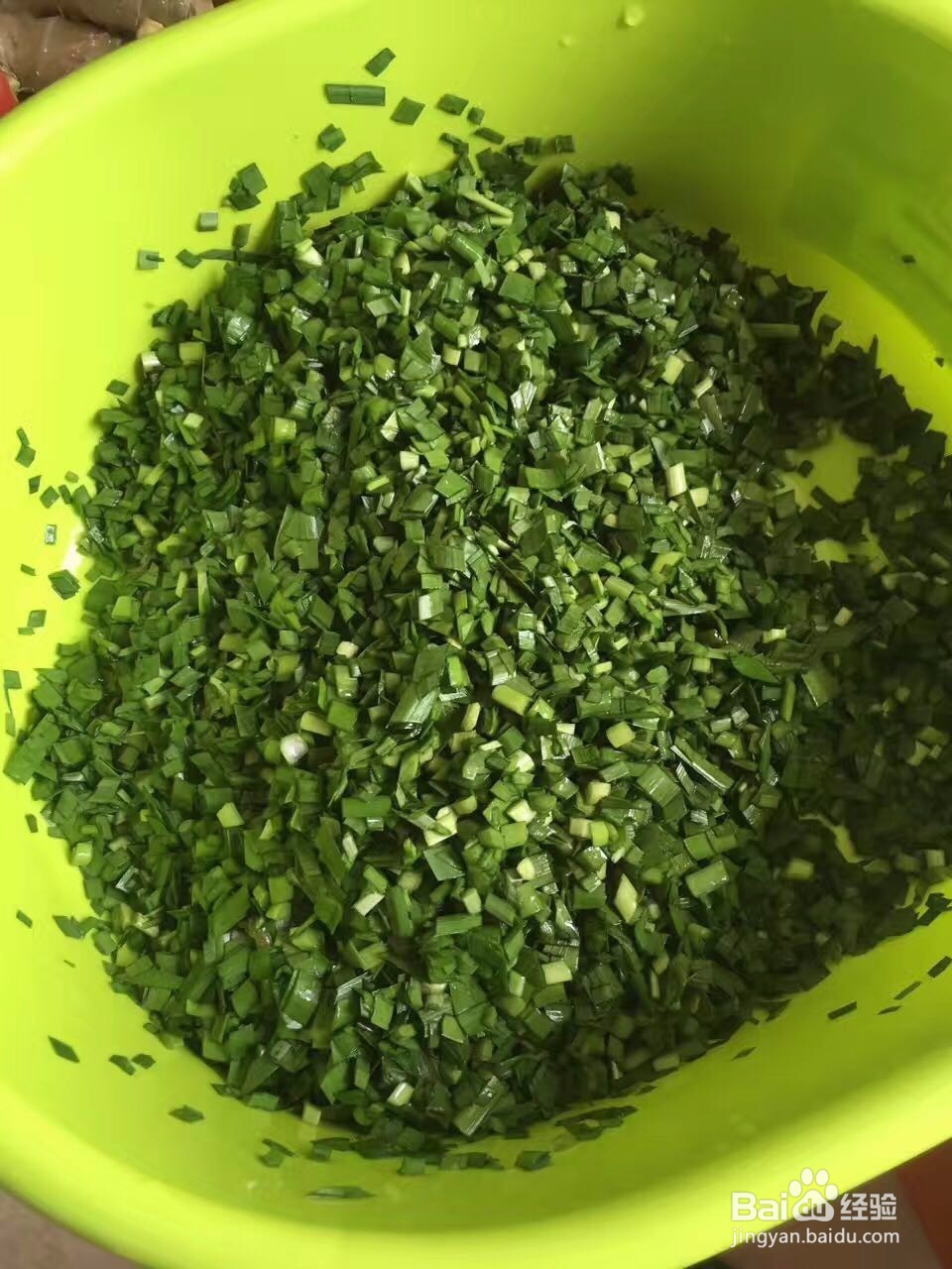 白菜猪肉水饺、韭菜猪肉水饺家常制作方法