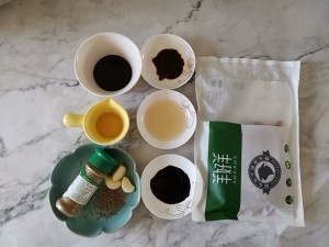 怎么做秒杀烧烤摊的烤羊排