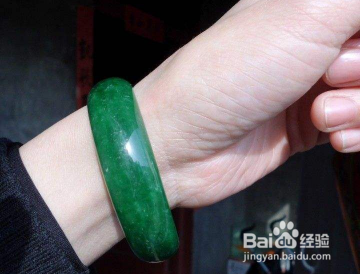 翡翠手镯怎么鉴定真伪