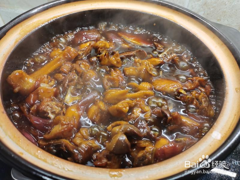 砂锅三杯生蚝焗鸡的做法