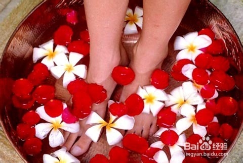 穿鞋脚臭怎么办？怎么才能去除脚臭去除鞋臭？