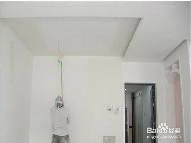 家里墙面掉皮怎么处理