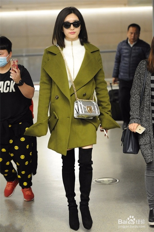 冬季大衣内搭怎么才能克服平胸