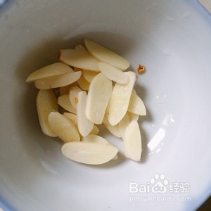 养生食补四季豆炒肉的做法