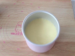 草莓冰奶酪戚风蛋糕怎么做