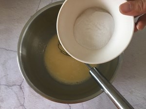 蔓越莓玛芬蛋糕的做法