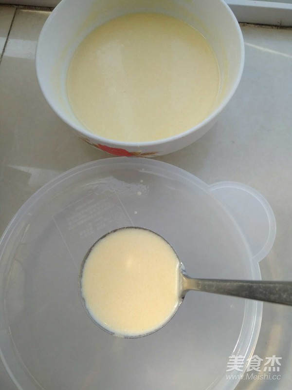 芒果、草莓班戟