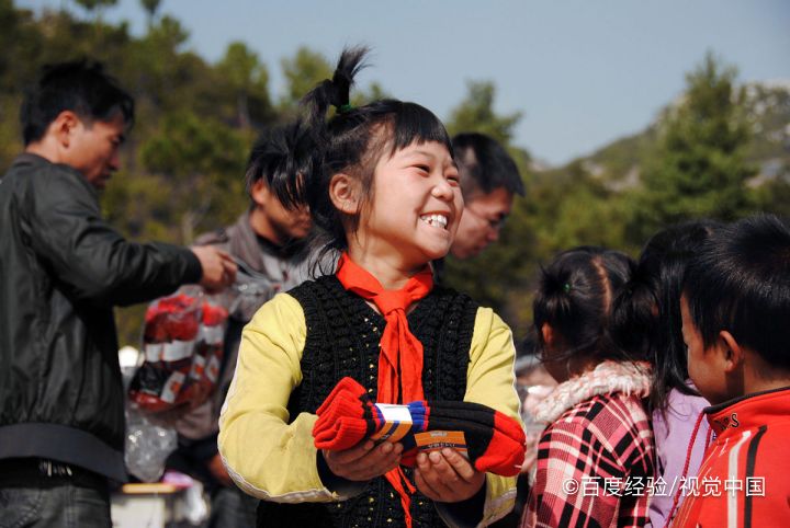 应该怎样献身教育回报山乡