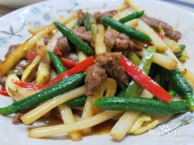 花生苗小黄瓜炒牛柳的做法