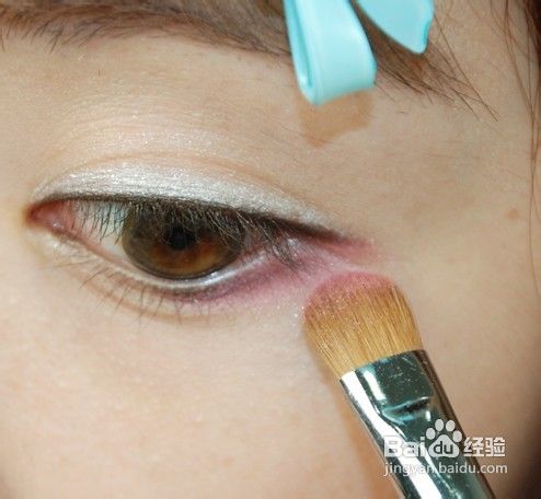 两款粉色眼妆的画法
