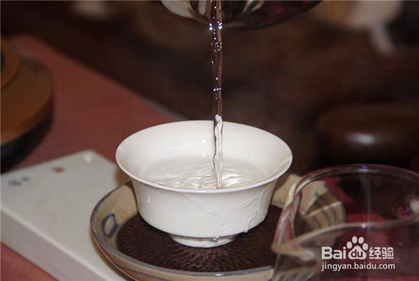 泡制蒿稀绿茶的基本步骤是什么?