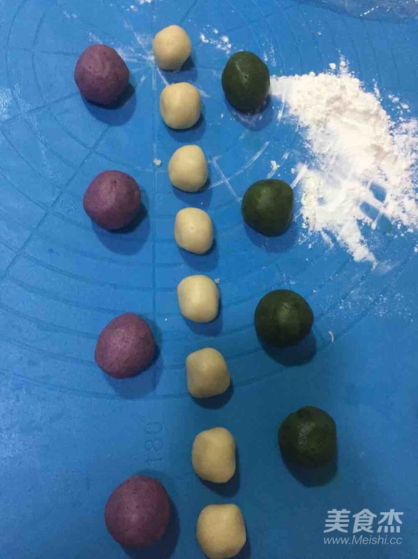 花式蛋黄酥的做法