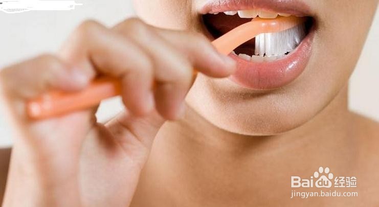 刷牙的正确方法，应该怎样刷牙