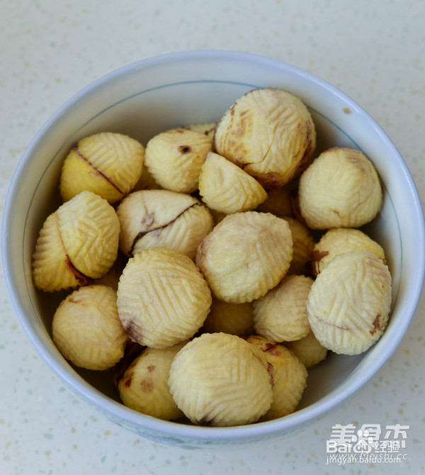 苏泊尔栗子炖笨鸡