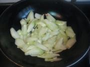 瓣蛤蜊汤的蛤蜊