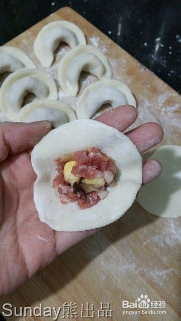 香菇玉米饺子的做法