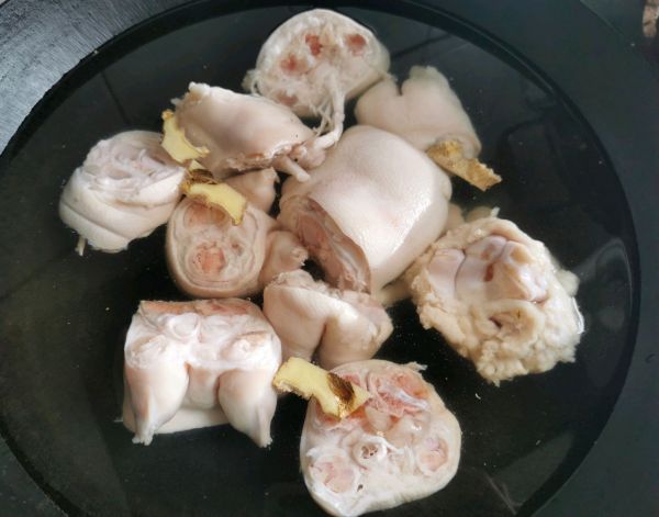 肉香汤浓老妈蹄花