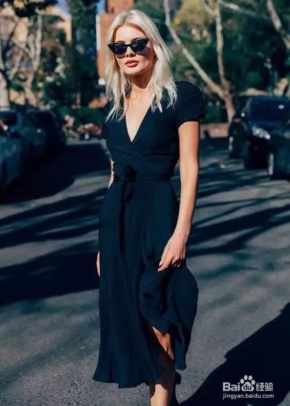 法式连衣裙如何穿搭比较好看