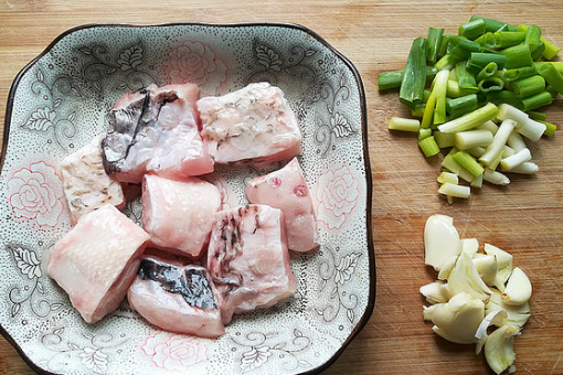 红烧鱼块的做法