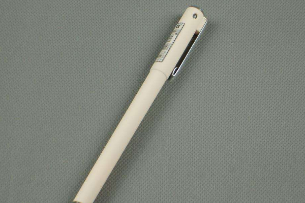 上学必备物品有哪些