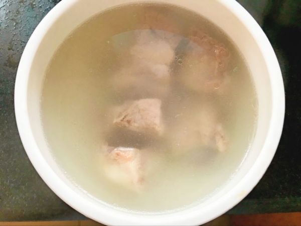 山药蛋排骨焖饭