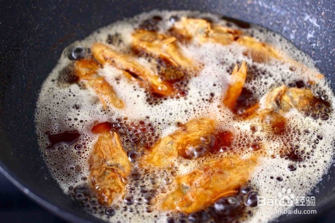 怎么做五香干炸大头宝鱼。