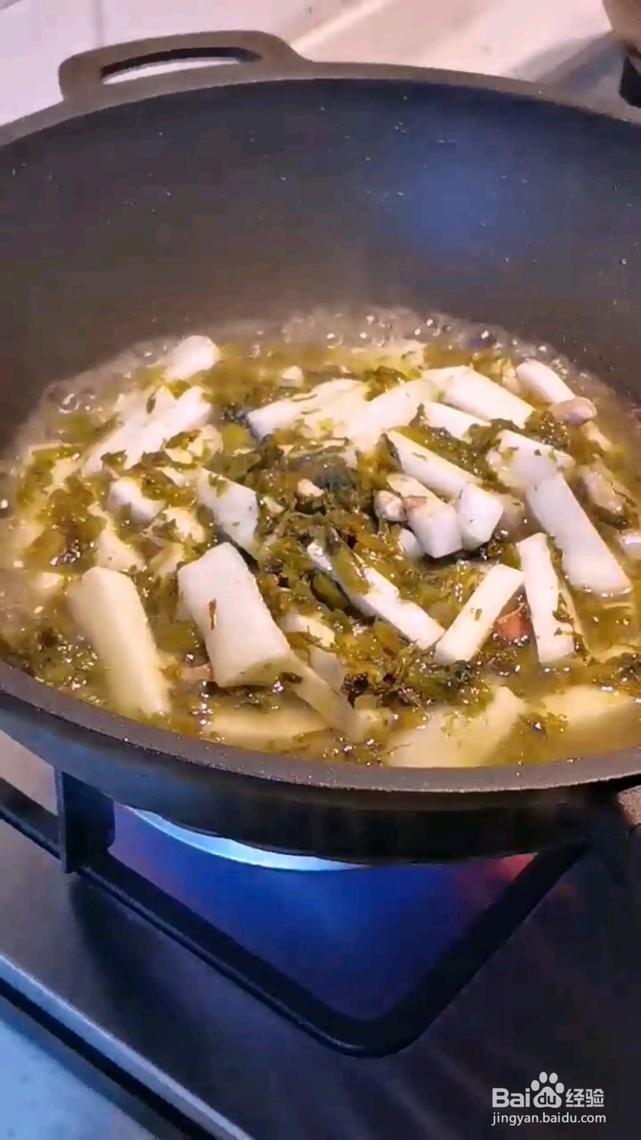 雪菜肉丝炒年糕的步骤