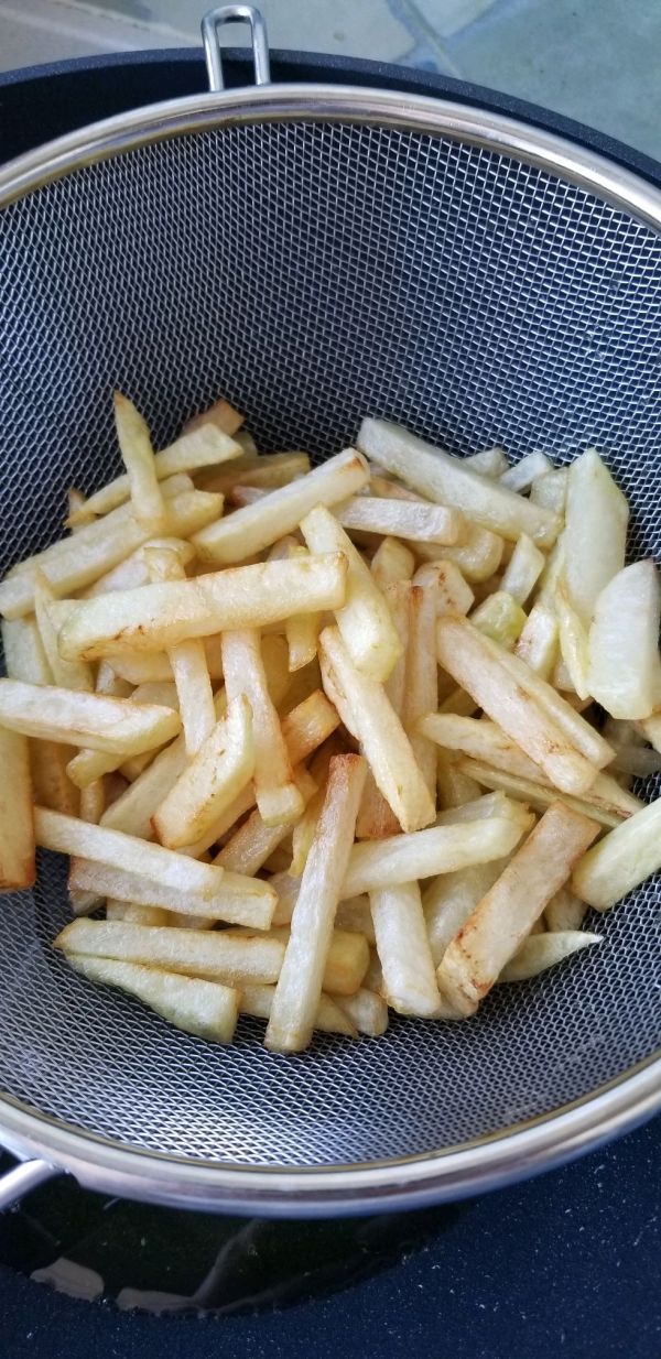 蒜薹土豆洋葱溜肉片