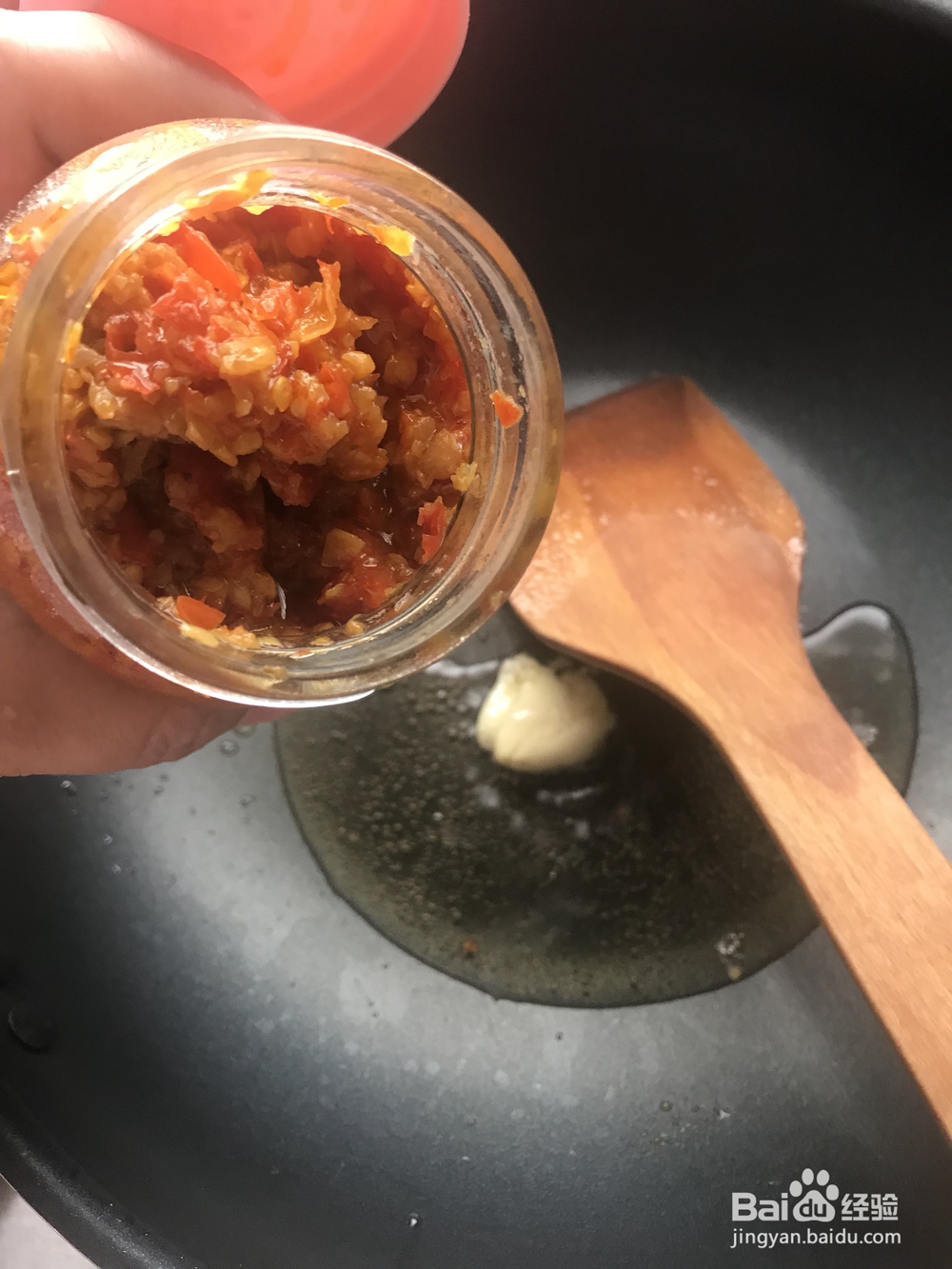 一个人做酸辣包菜