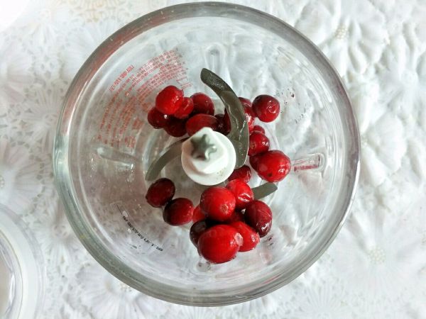 酸爽可口蔓越莓果冻奶