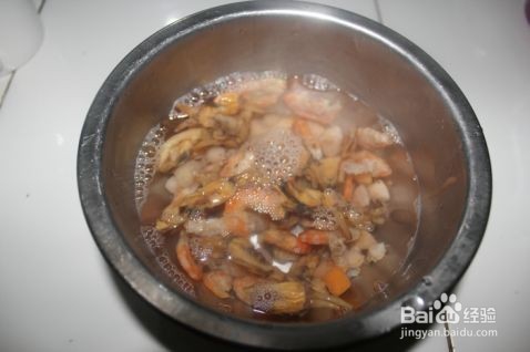 海鲜卤面的做法