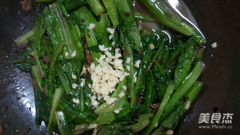 豆鼓鲮鱼油麦菜