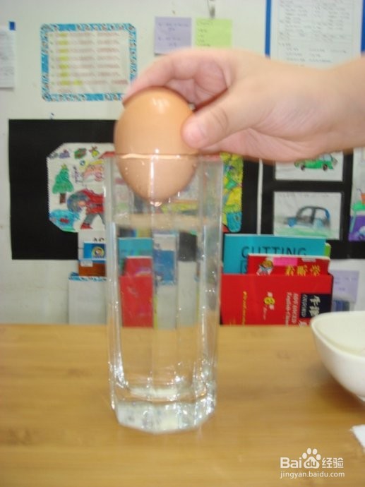 如何辨别鸡蛋好坏