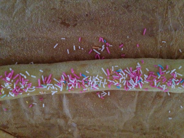 彩珠戚风蛋糕卷