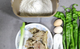 老鸭肉辣椒粉丝饺子