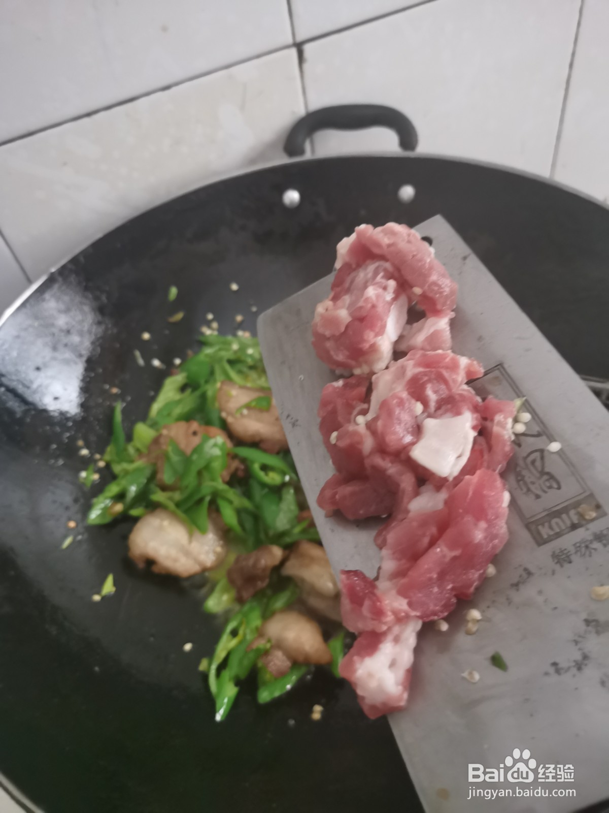 如何做香辣五花肉?