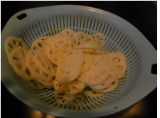 如何在家中炒美味的藕片呢？