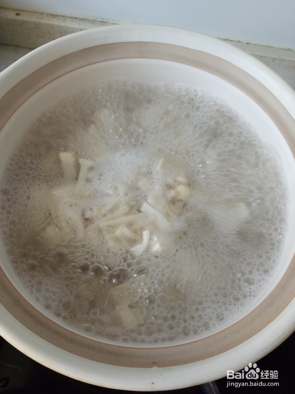 豆腐肉糜饺子皮汤