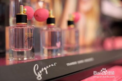 香水控教你如何使用香水