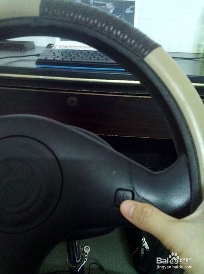 如何使用汽车模拟器