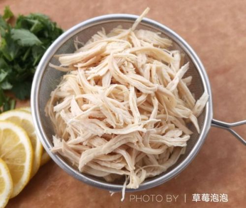 百香果柠檬鸡丝