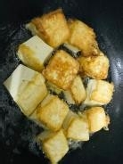 油炸鸡蛋裹豆腐