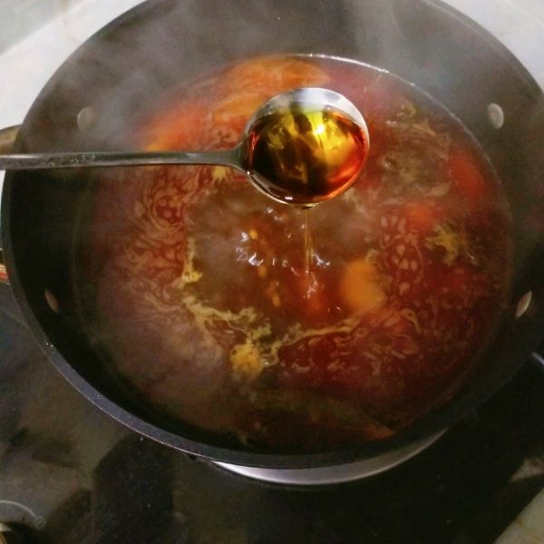 麻辣红油小火锅