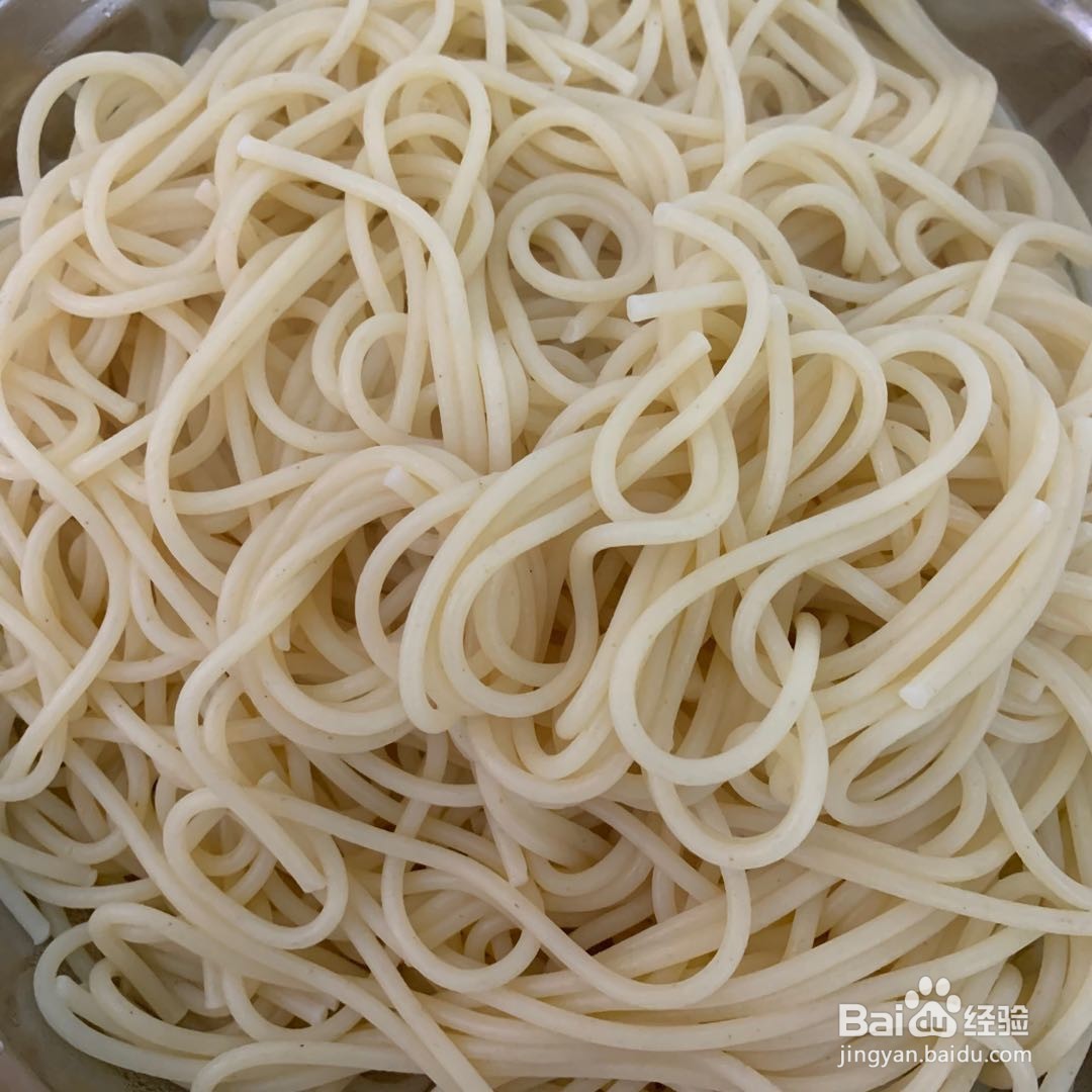 黑椒牛肉炒意面
