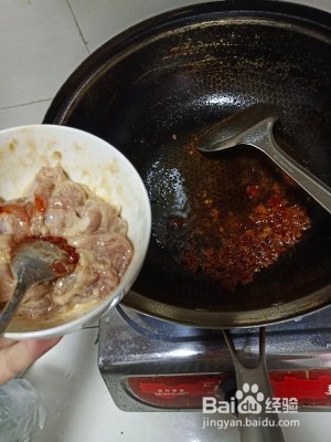 食补养生少油版茄子炒肉的做法