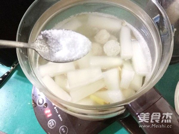干贝萝卜肉丸汤