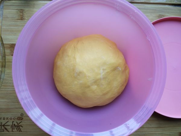 蜜豆南瓜小面包