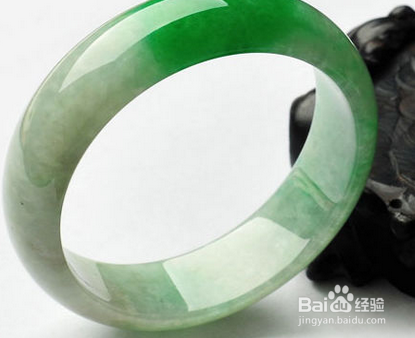 翡翠手镯如何鉴定真假