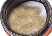 膳魔师焖烧杯使用方法