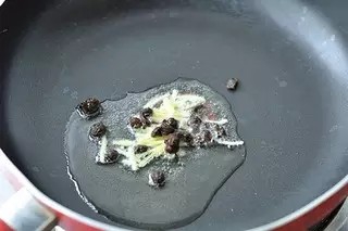 鲜美营养：小炒鱿鱼